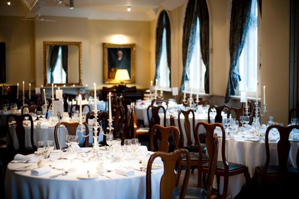 The Racquet Club Aparthotel Liverpool Exterior photo